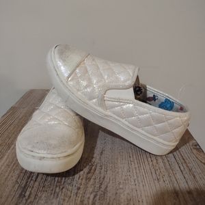 Steve Madden White Iridescent Quilted Canvas Girl Slip Ons Size 12